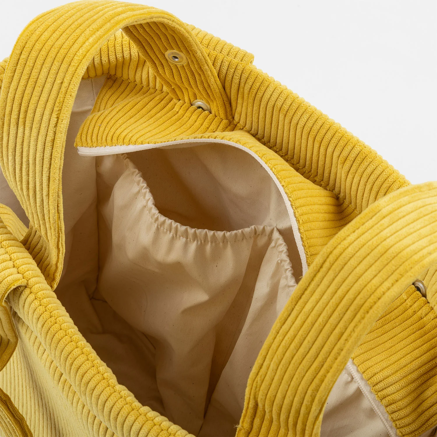 Bolsa Handle Cab - Image 3