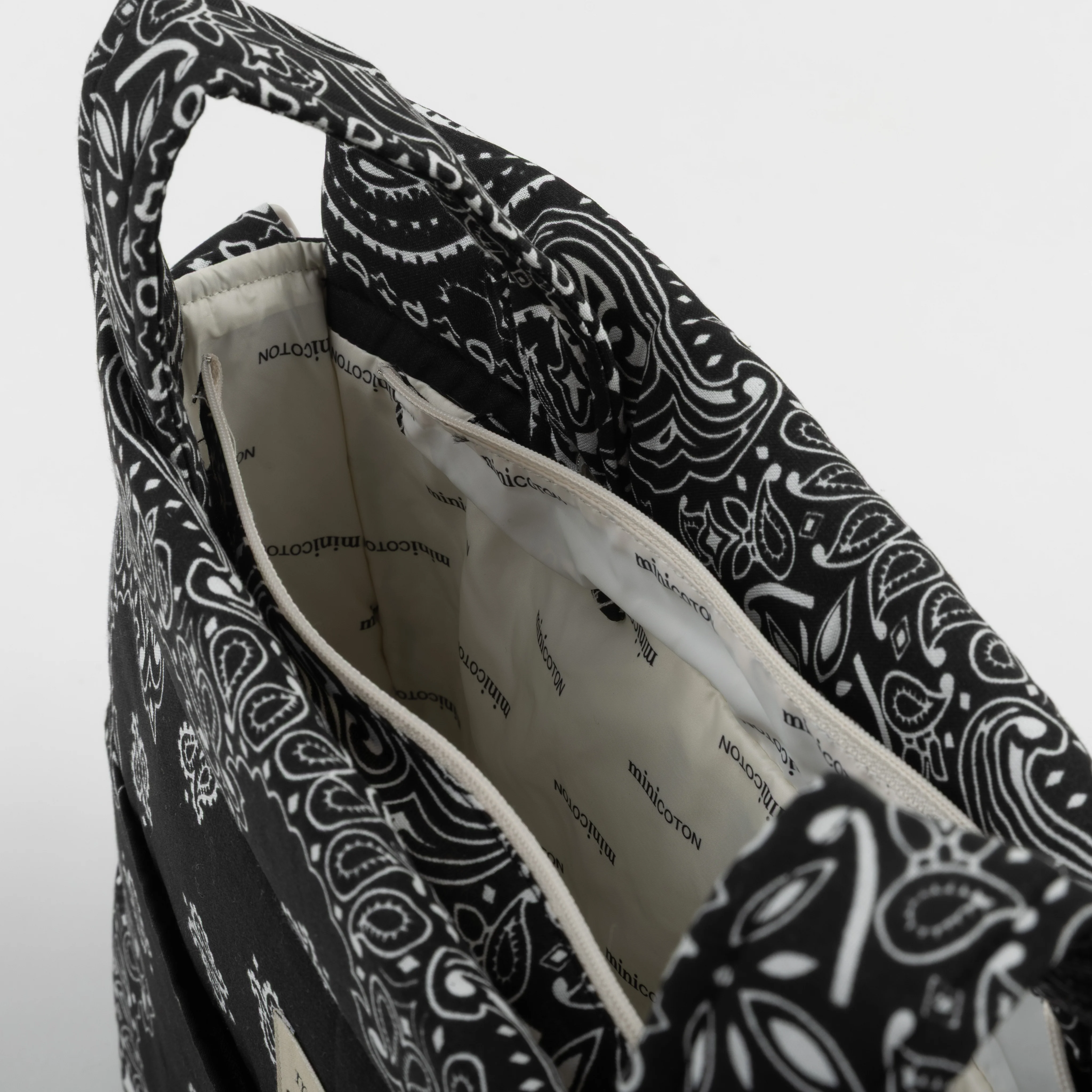 Bolsa Icon - Black - Image 7