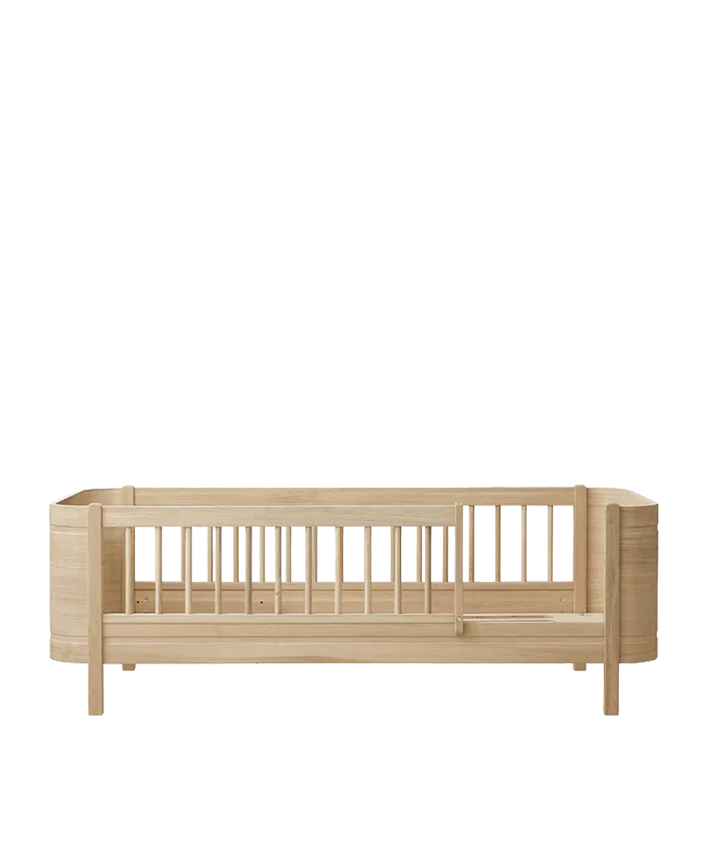 Oliver Furniture Wood Mini+ junior bed
