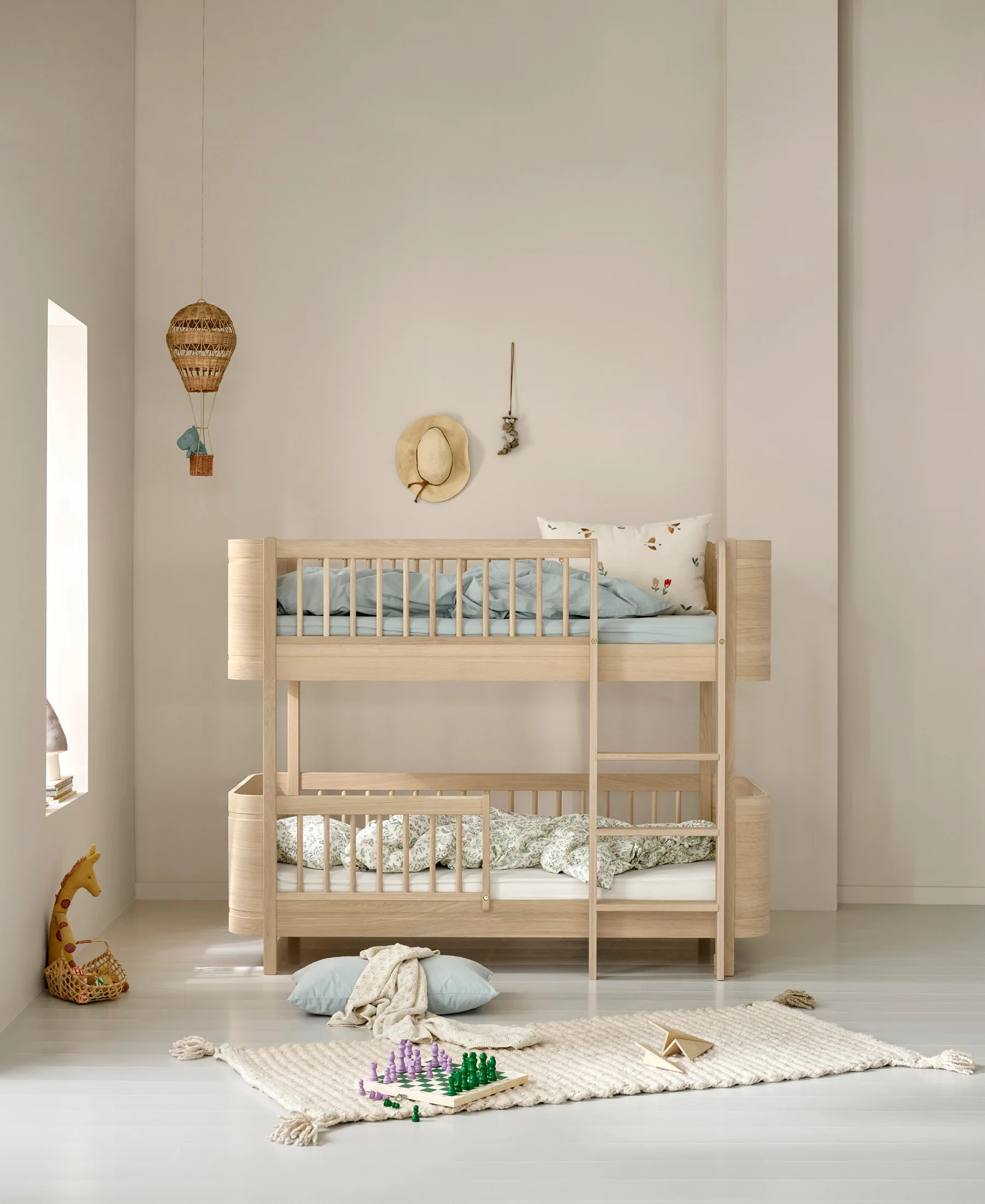 Oliver Furniture Wood Mini+ Low Bunk Bed - Image 4
