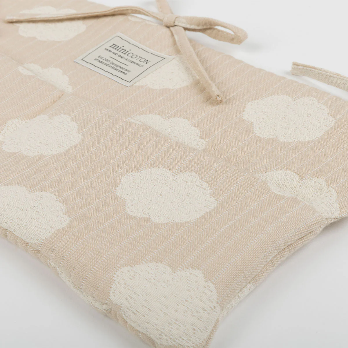 Organizador Cuna Nubes Nude - Image 3