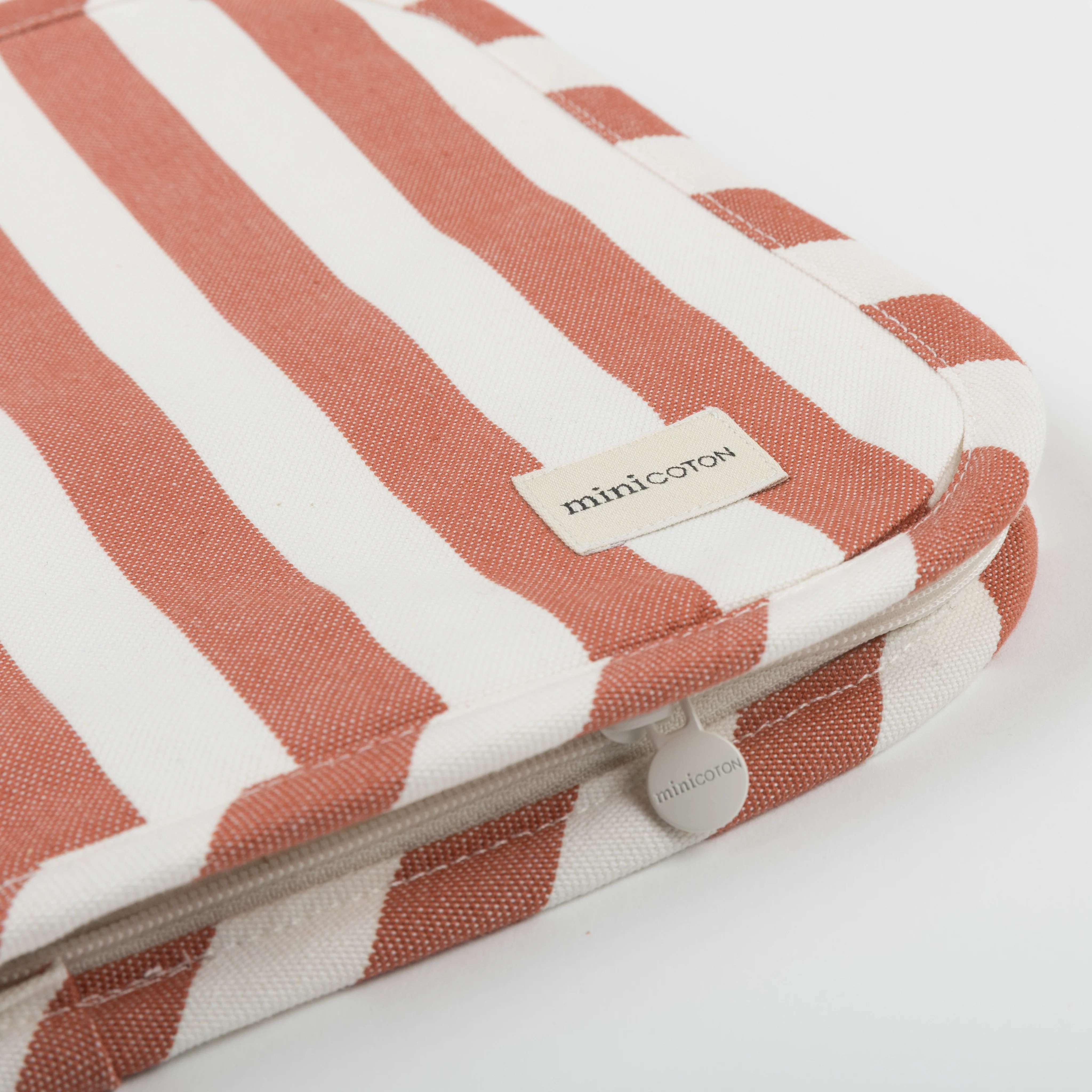 Portadocumentos Zippy Red + Off White - Image 4