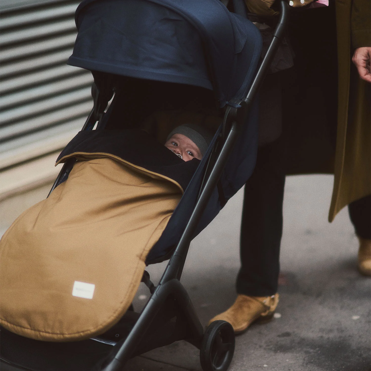 Saco Silla Caramel Trench - Image 4